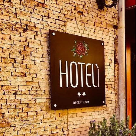 Hoteli Hotel 2*