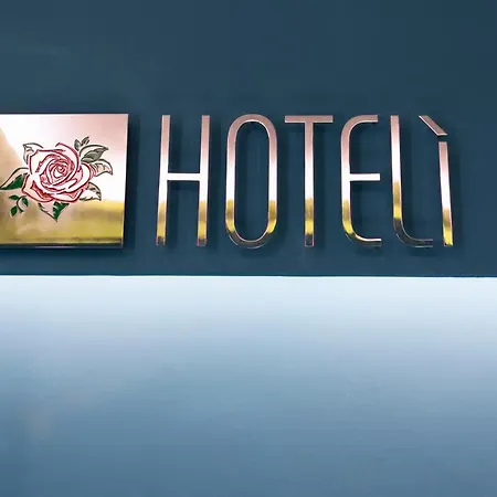 Hoteli Hotel Rome