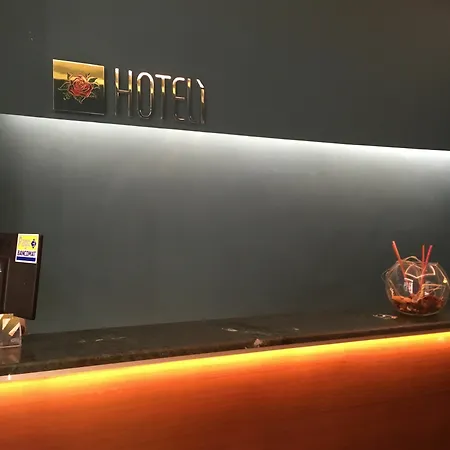 Hoteli Hotel Rome