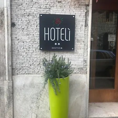 Hoteli Hotel 2*